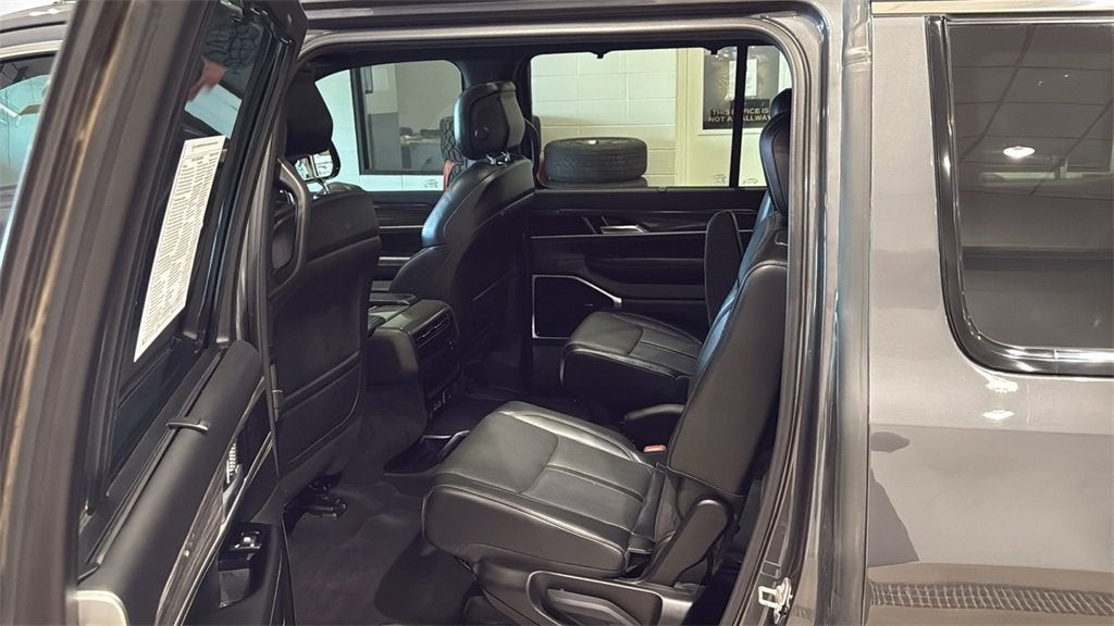 2022 Jeep Wagoneer Series III