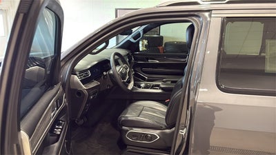 2022 Jeep Wagoneer Series III