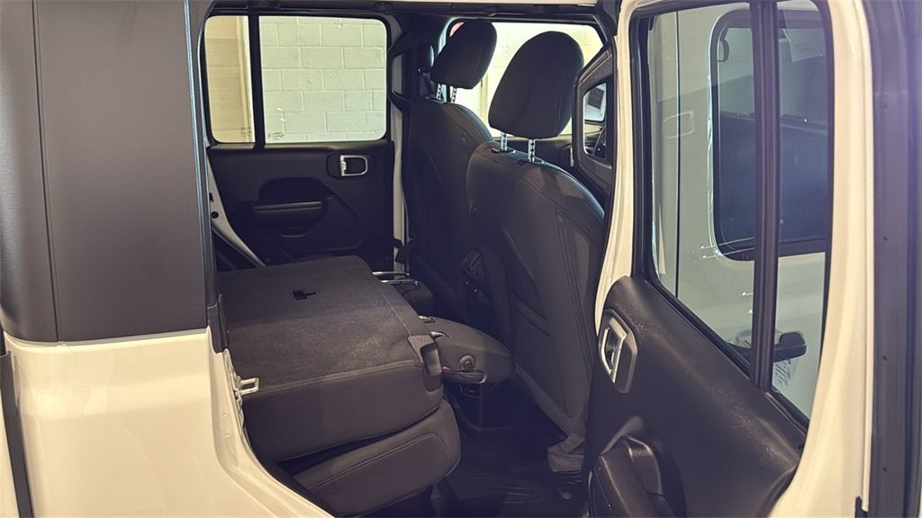 2021 Jeep Gladiator Willys