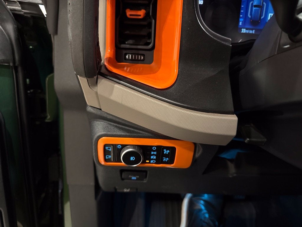2023 Ford Bronco Base