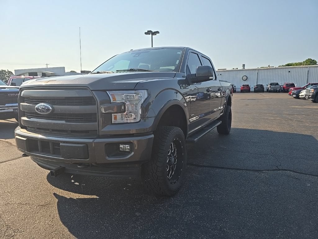 2015 Ford F-150 4WD SuperCrew 157" XLT w/HD Payload Pkg