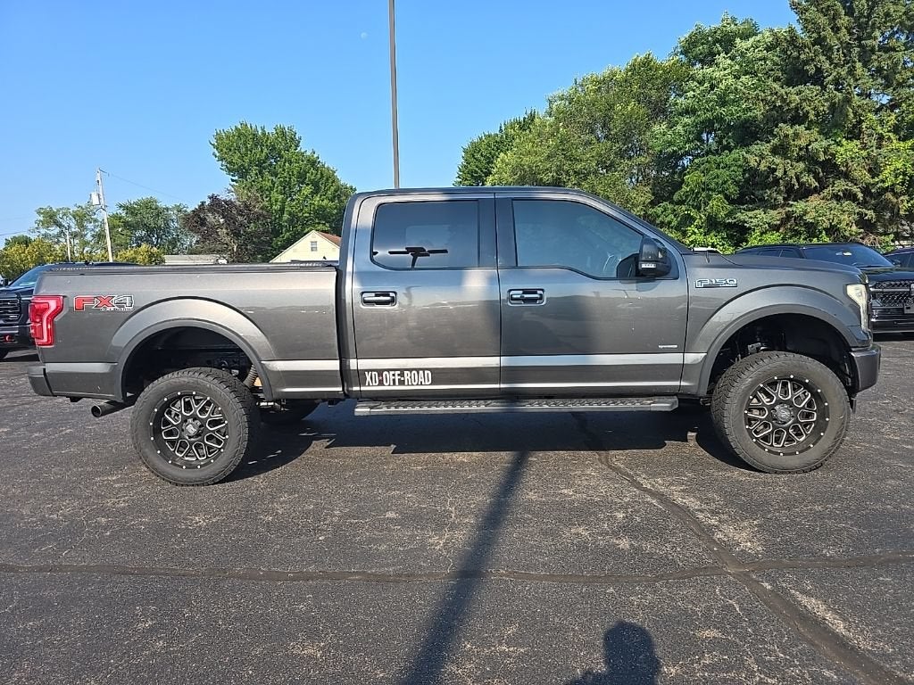 2015 Ford F-150 4WD SuperCrew 157" XLT w/HD Payload Pkg