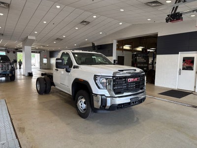 2026 GMC Sierra 3500 HD Chassis Cab Pro