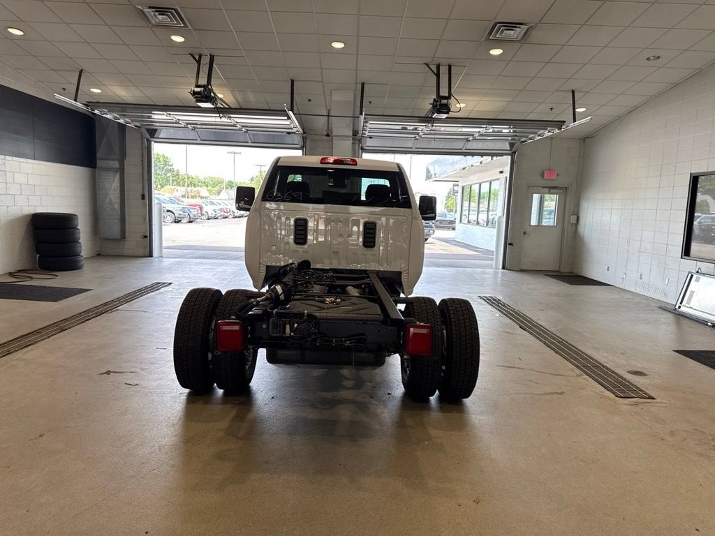 2026 GMC Sierra 3500 HD Chassis Cab Pro
