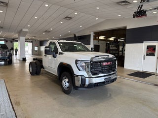 2026 GMC Sierra 3500 HD Chassis Cab Pro