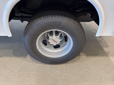 2025 GMC Sierra 3500 HD Chassis Cab Pro