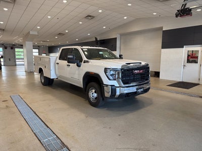 2025 GMC Sierra 3500 HD Chassis Cab Pro