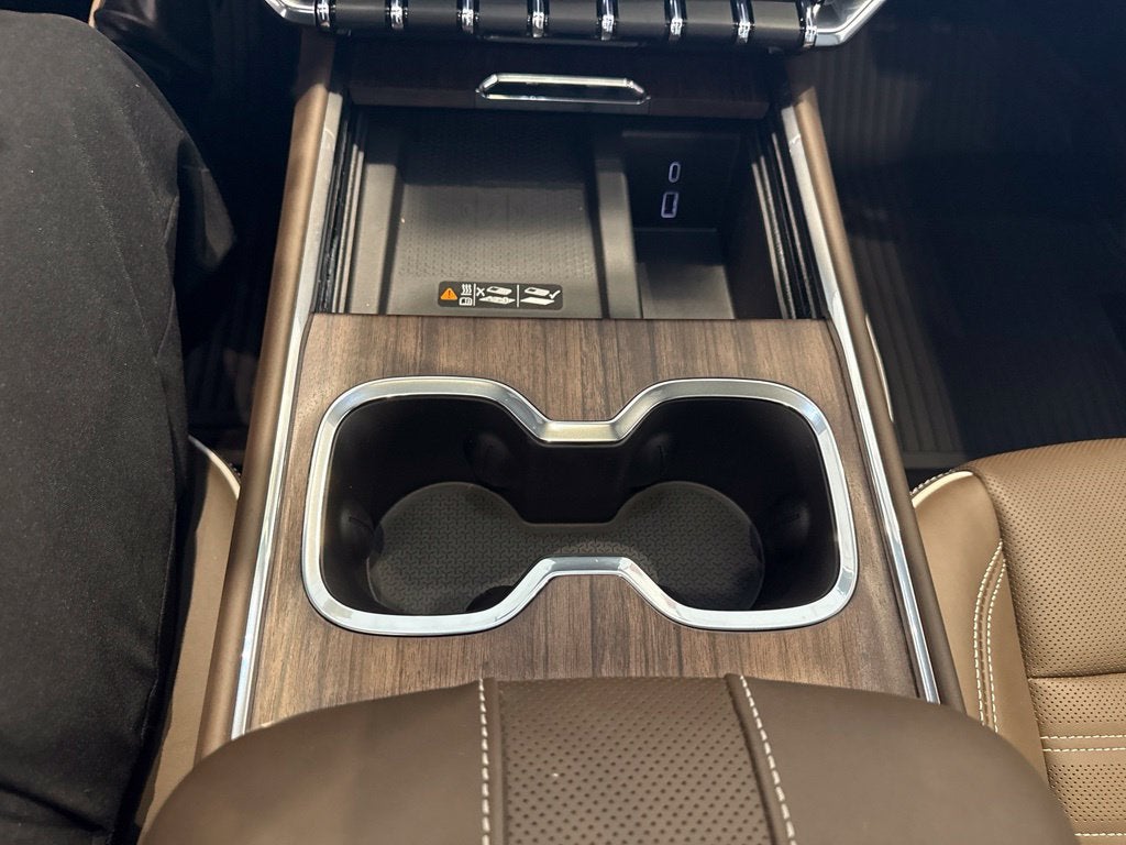 2027 GMC Acadia Denali Ultimate