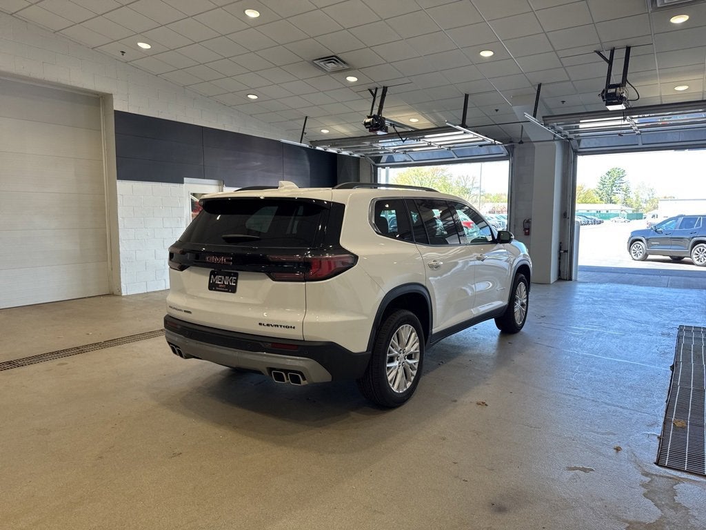 2025 GMC Acadia Elevation