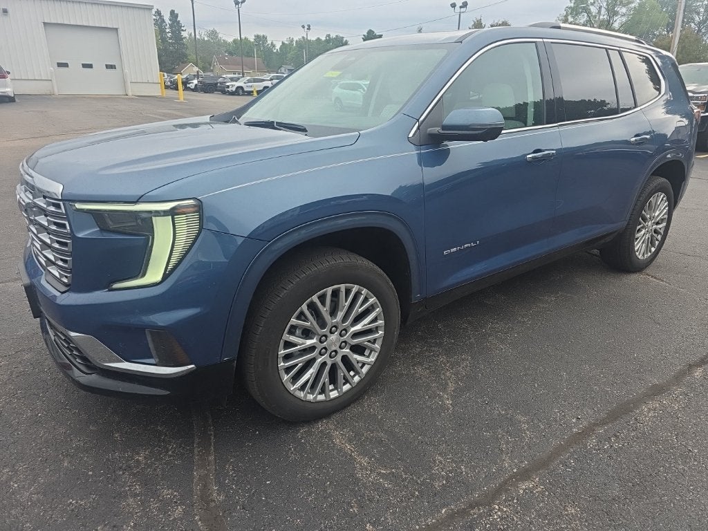 2024 GMC Acadia Denali