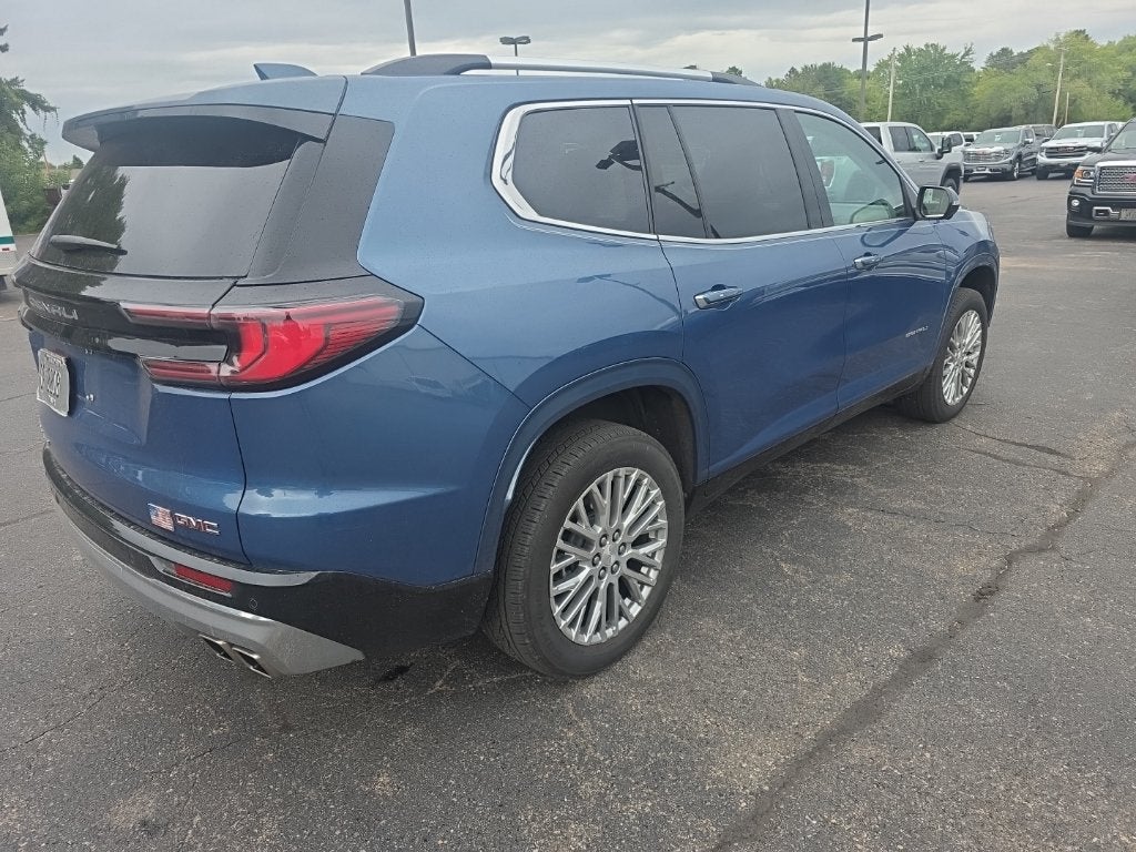 2024 GMC Acadia Denali