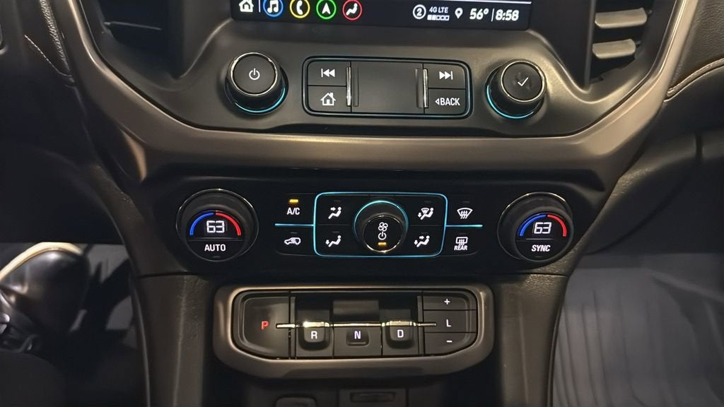 2023 GMC Acadia AT4
