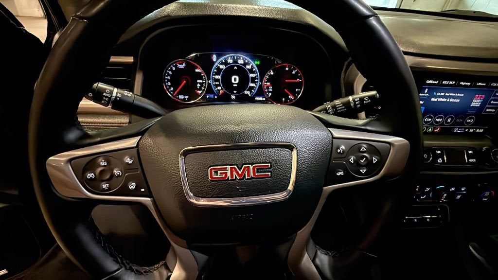 2023 GMC Acadia AT4