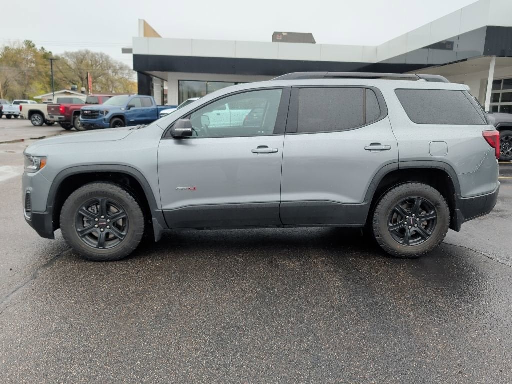 2023 GMC Acadia AT4