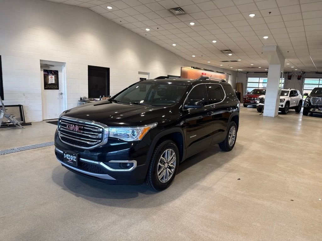 2017 GMC Acadia SLE