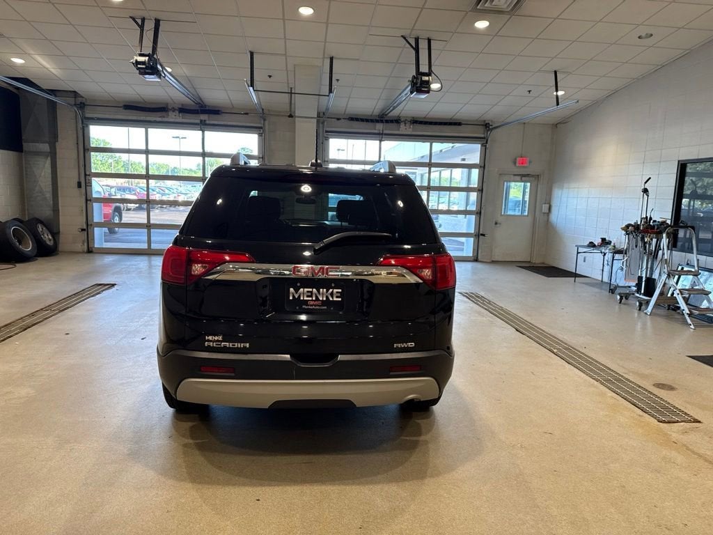2017 GMC Acadia SLE