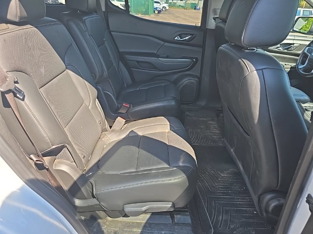 2021 GMC Acadia SLT