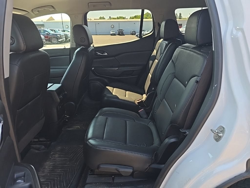 2021 GMC Acadia SLT
