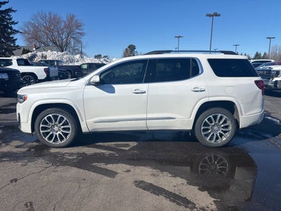 2023 GMC Acadia Denali