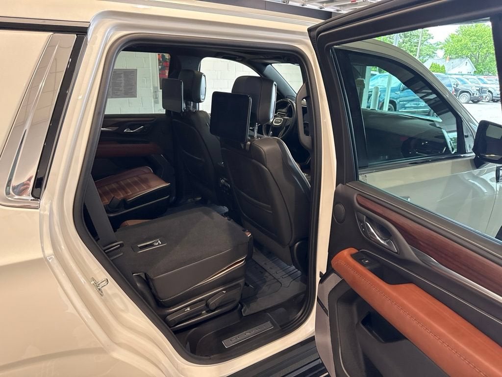 2023 GMC Yukon Denali Ultimate