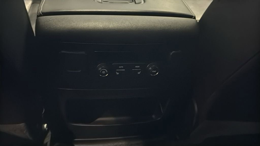 2017 GMC Yukon XL SLT