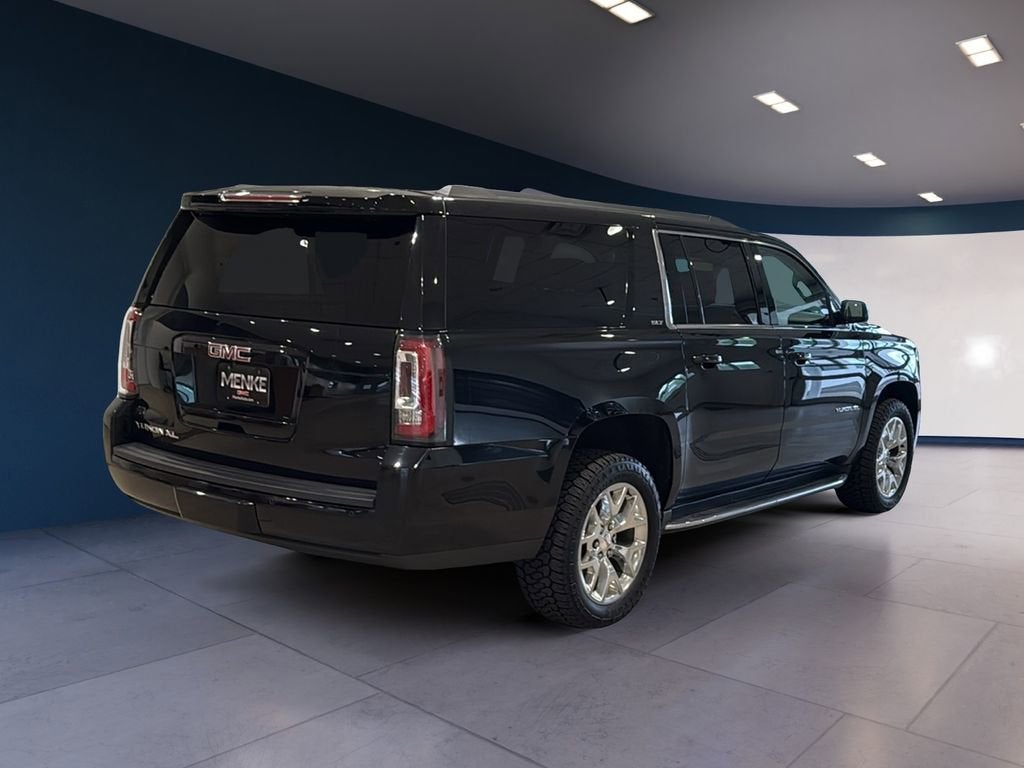 2017 GMC Yukon XL SLT