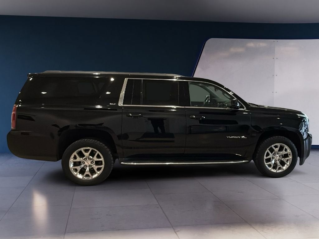 2017 GMC Yukon XL SLT