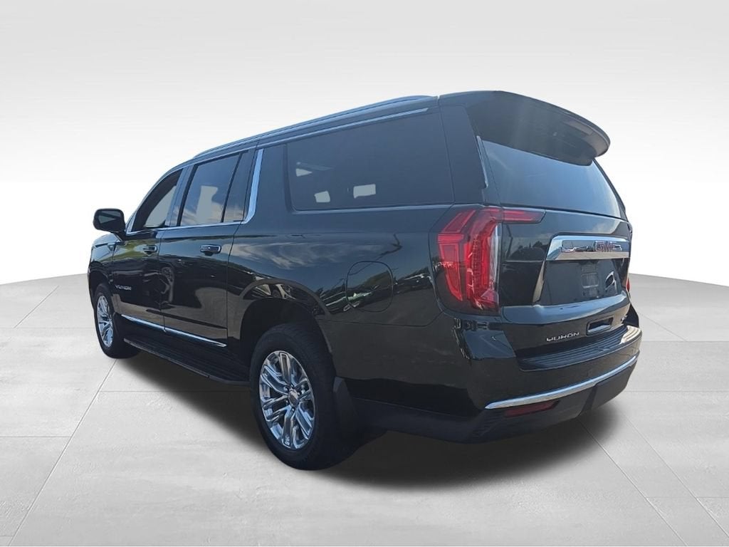 2023 GMC Yukon XL SLT