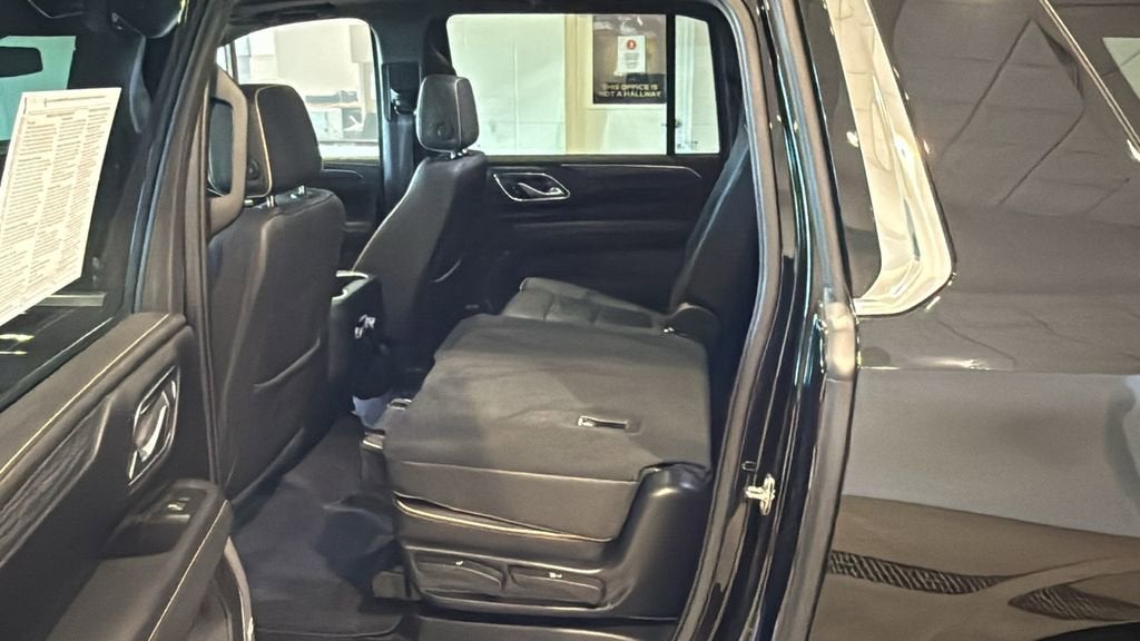 2022 GMC Yukon XL SLT