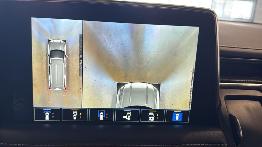 2022 GMC Yukon XL SLT