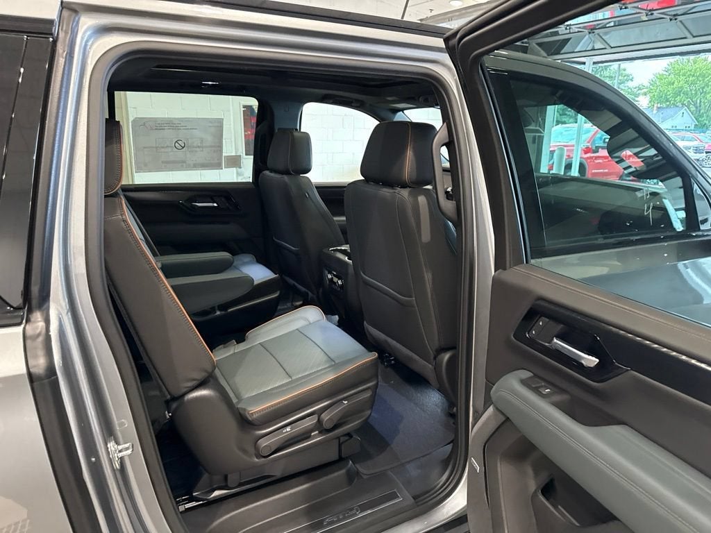 2026 GMC Yukon XL AT4 - Photo 14