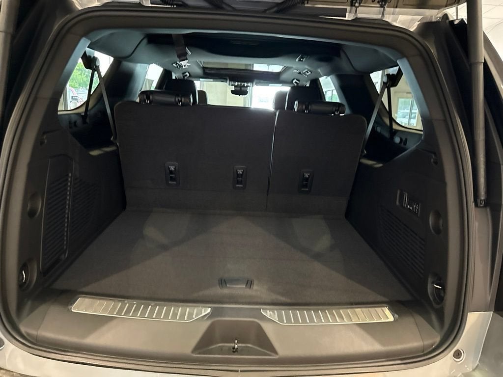 2026 GMC Yukon XL AT4 - Photo 18