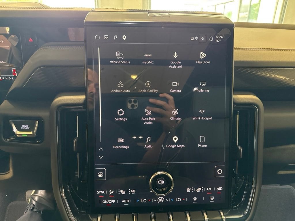 2026 GMC Yukon XL AT4 - Photo 28