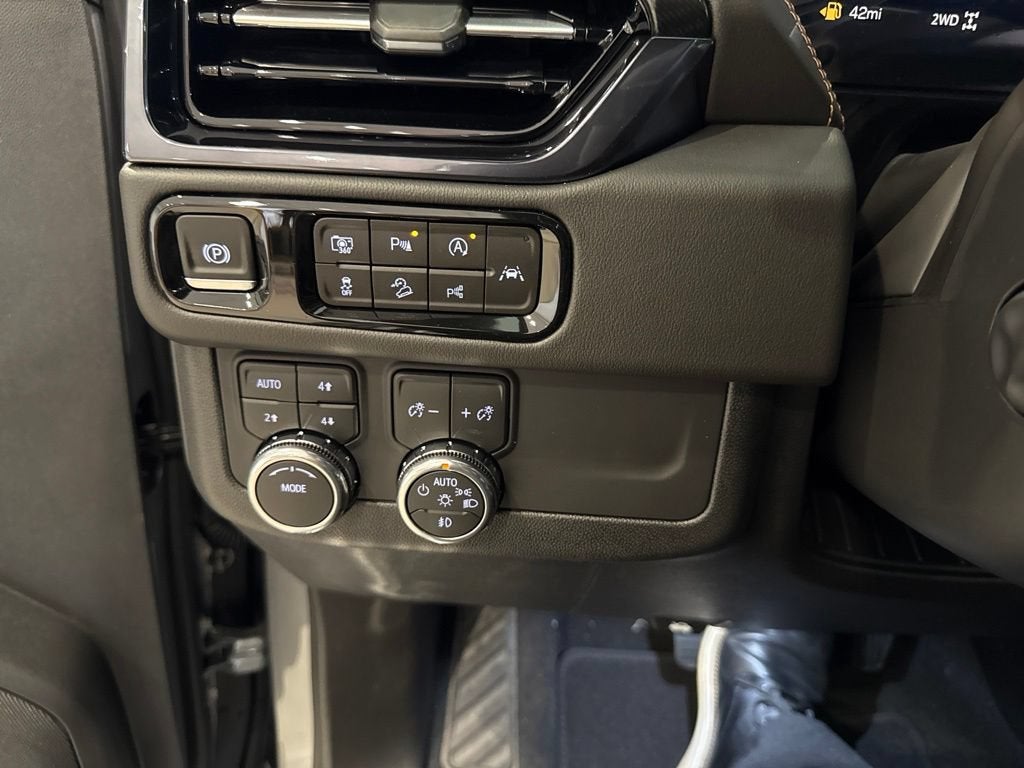 2026 GMC Yukon XL AT4 - Photo 34