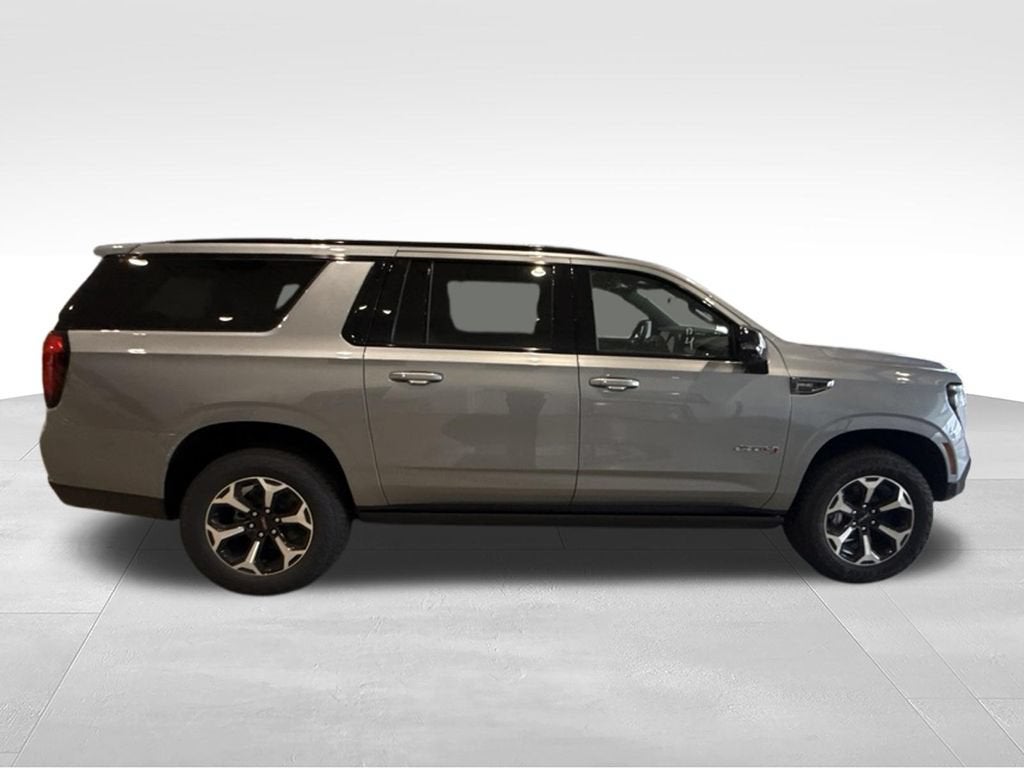 2026 GMC Yukon XL AT4 - Photo 8