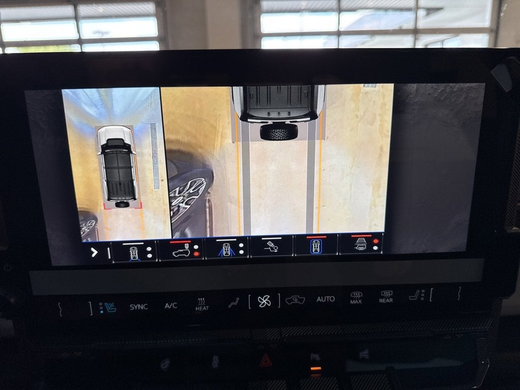 2025 GMC HUMMER EV SUV 3X