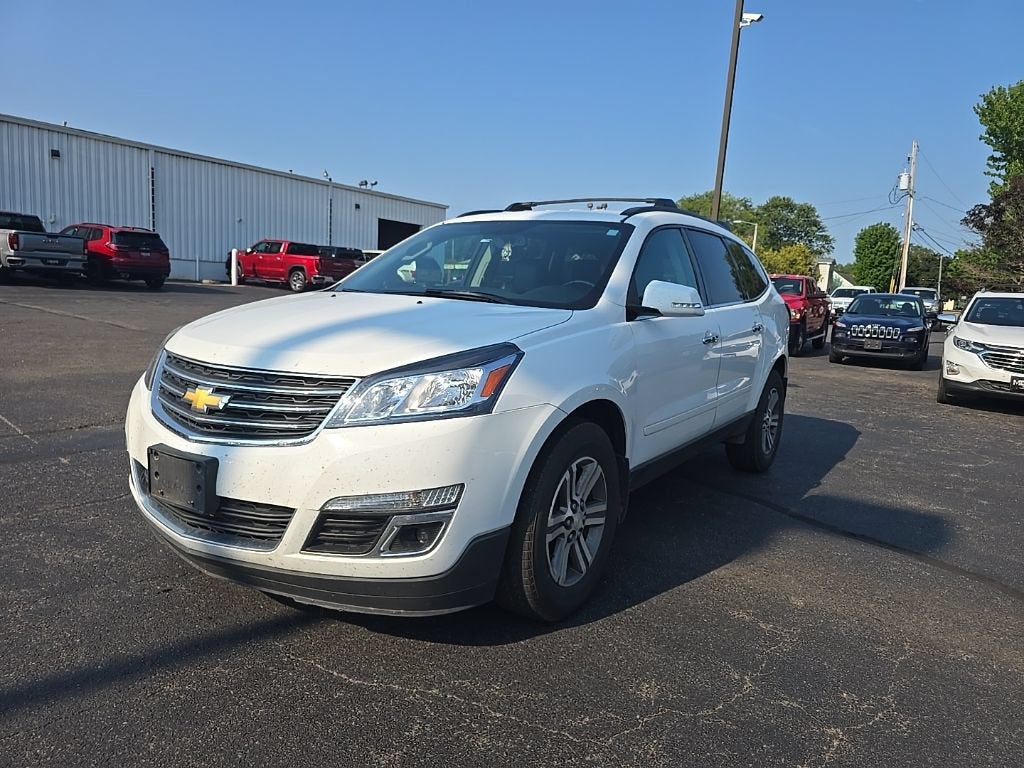 Used 2017 Chevrolet Traverse 2LT with VIN 1GNKRHKD5HJ151278 for sale in Schofield, WI
