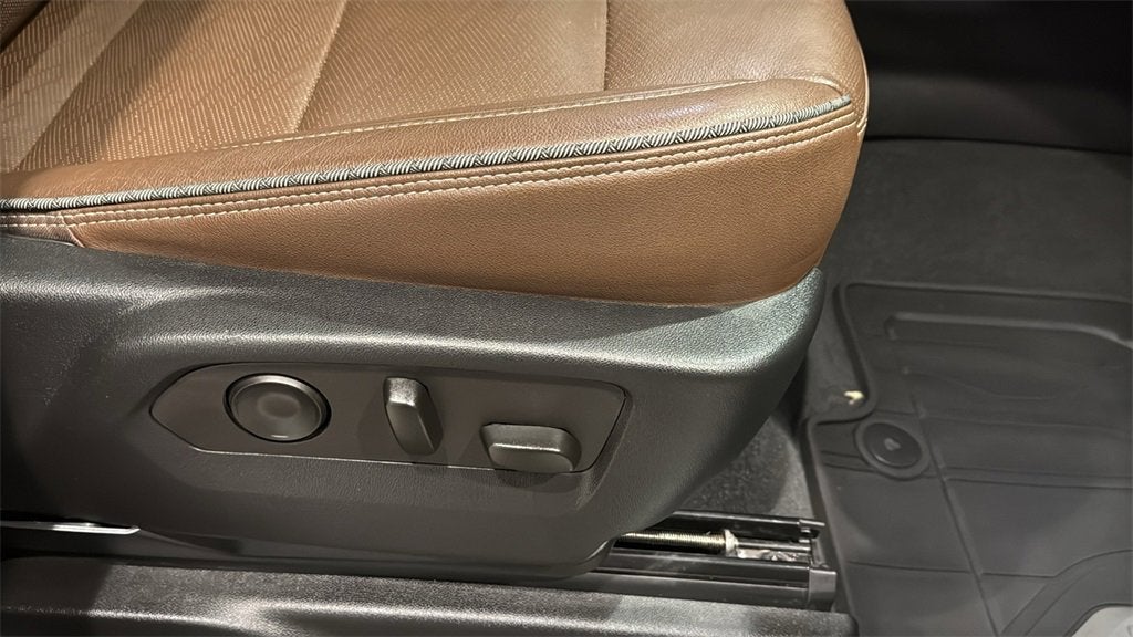 2022 Chevrolet Suburban High Country