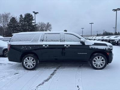 2022 Chevrolet Suburban High Country