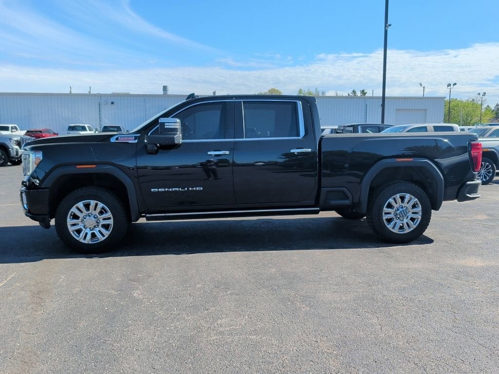 2023 GMC Sierra 4WD Crew Cab Standard Box Denali's photo