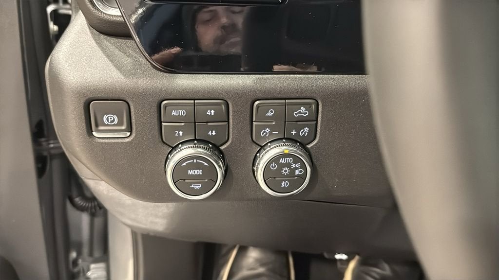 2026 GMC Sierra 3500 HD SLT DRW