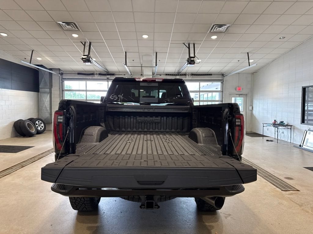 2026 GMC Sierra 2500HD AT4X - Photo 17