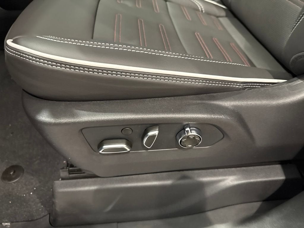 2026 GMC Sierra 2500HD AT4X - Photo 25