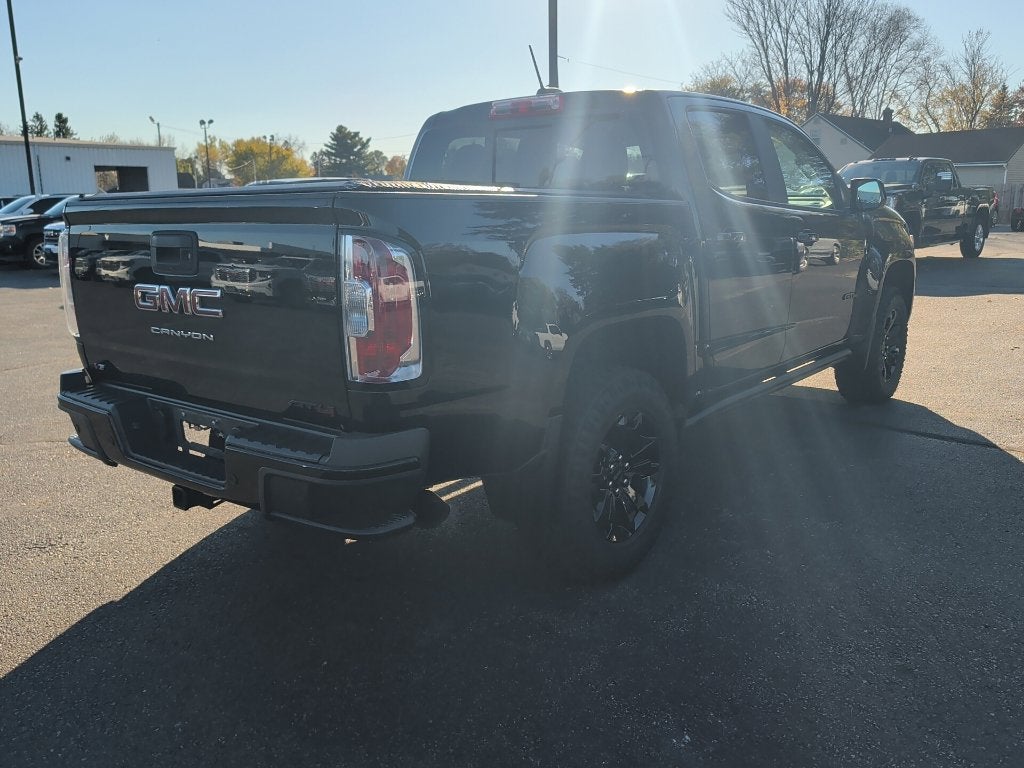 2022 GMC Canyon 4WD AT4 w/Leather