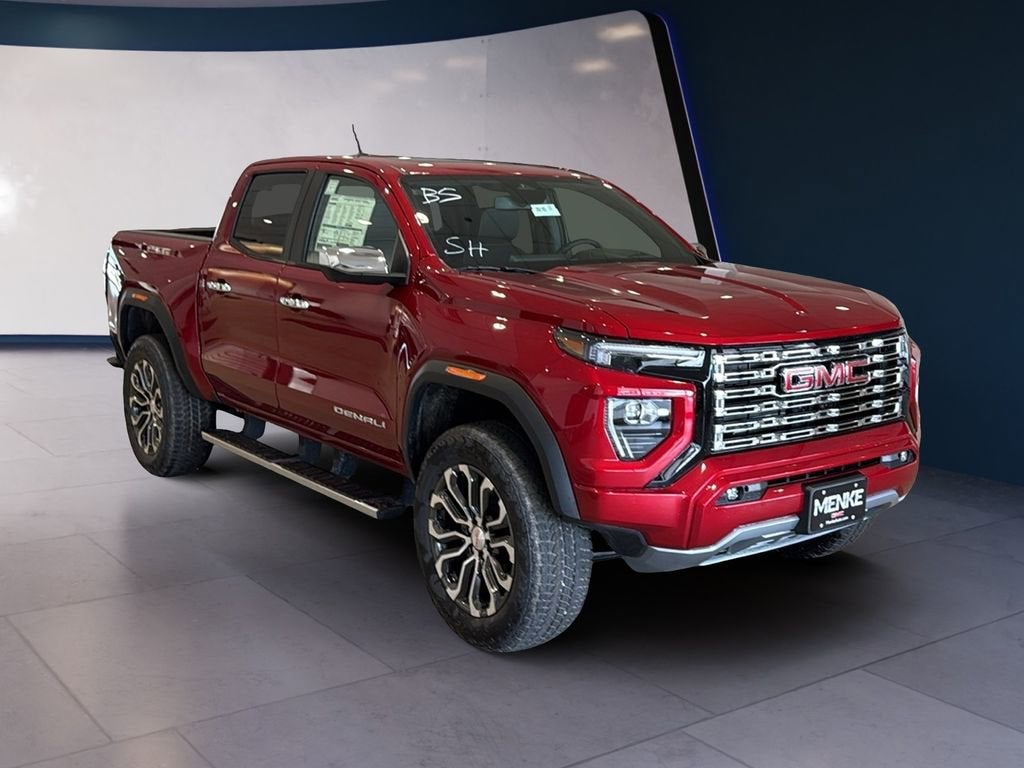 2026 GMC Canyon 4WD Denali Crew Cab Short Box's photo