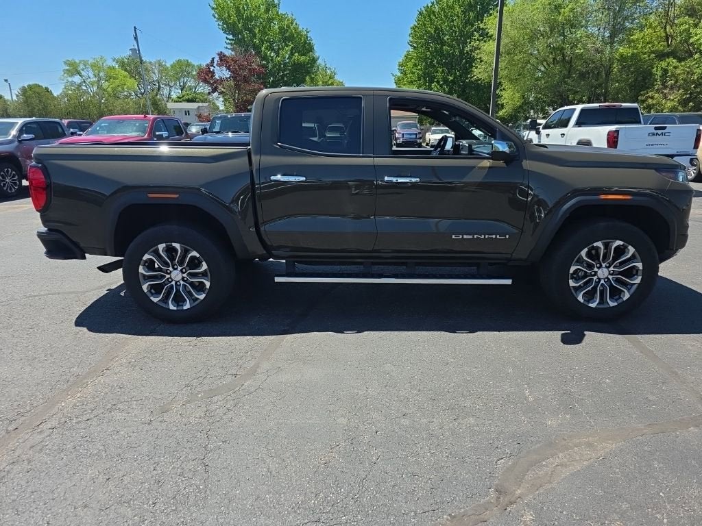 2023 GMC Canyon Denali