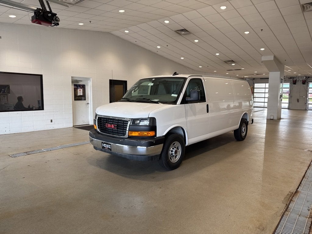 2025 GMC Savana Cargo 2500 Work Van