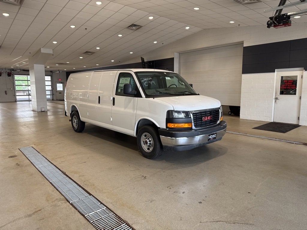 2025 GMC Savana Cargo 2500 Work Van