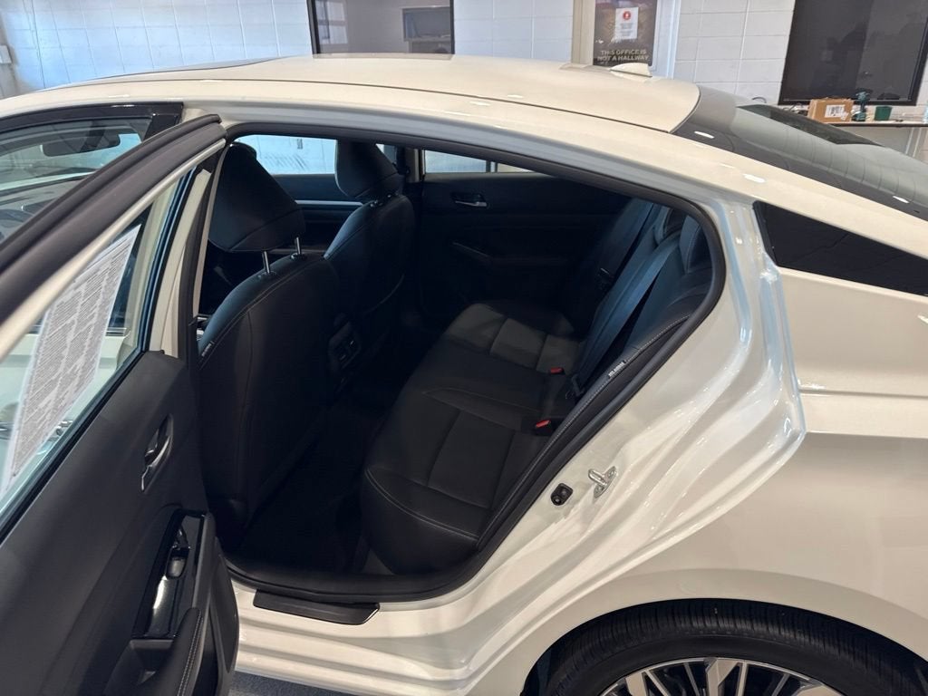2025 Nissan Altima SL