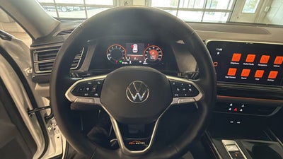 2024 Volkswagen Atlas 2.0T Peak Edition SEL